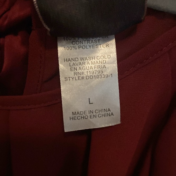 Sheer maroon blouse with cute open back detail - Picture 3 of 4